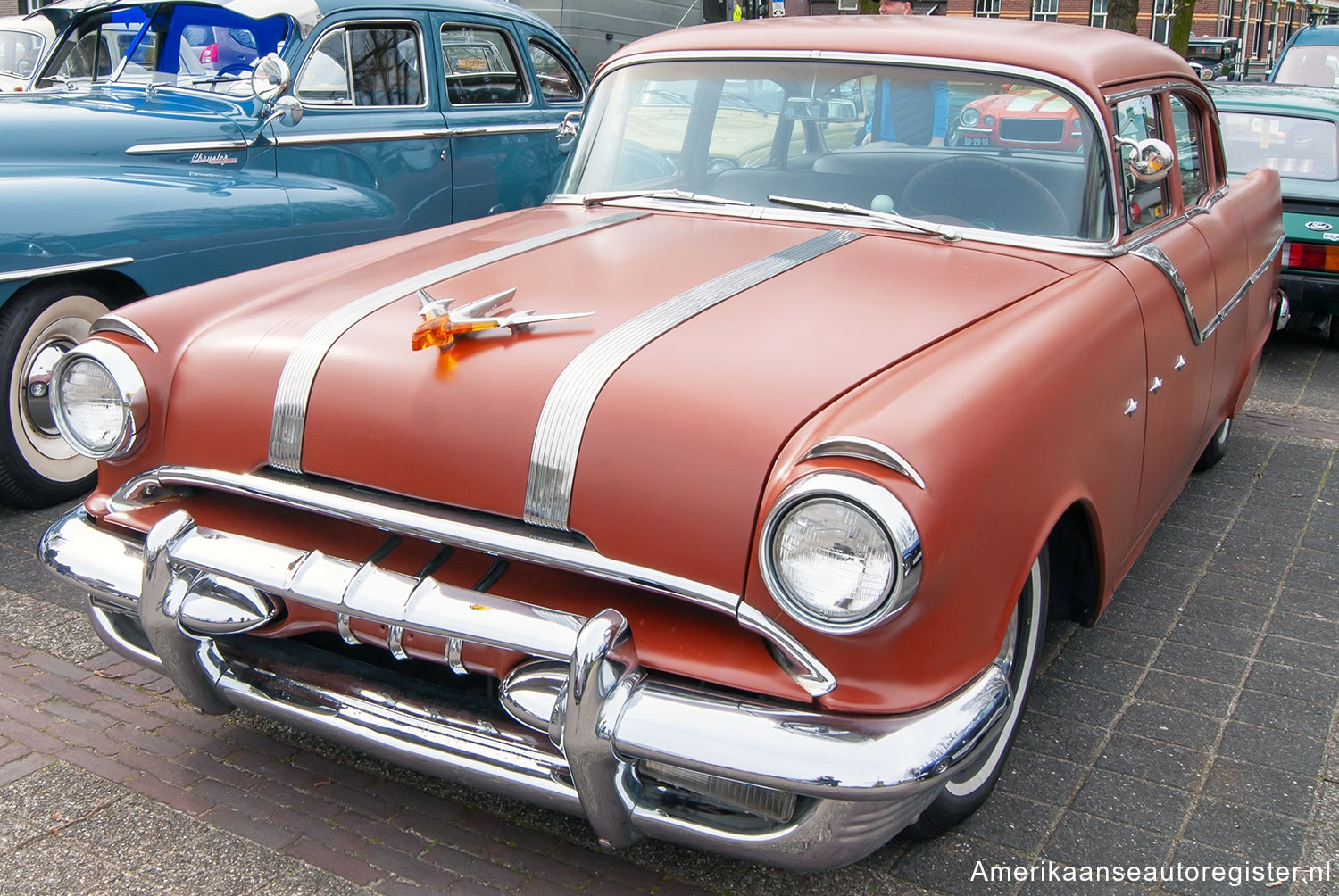 Kustom Pontiac Star Chief uit 1955